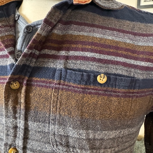 Sherpa flannel shirt by Kolby | Medium - Picture 4 of 4